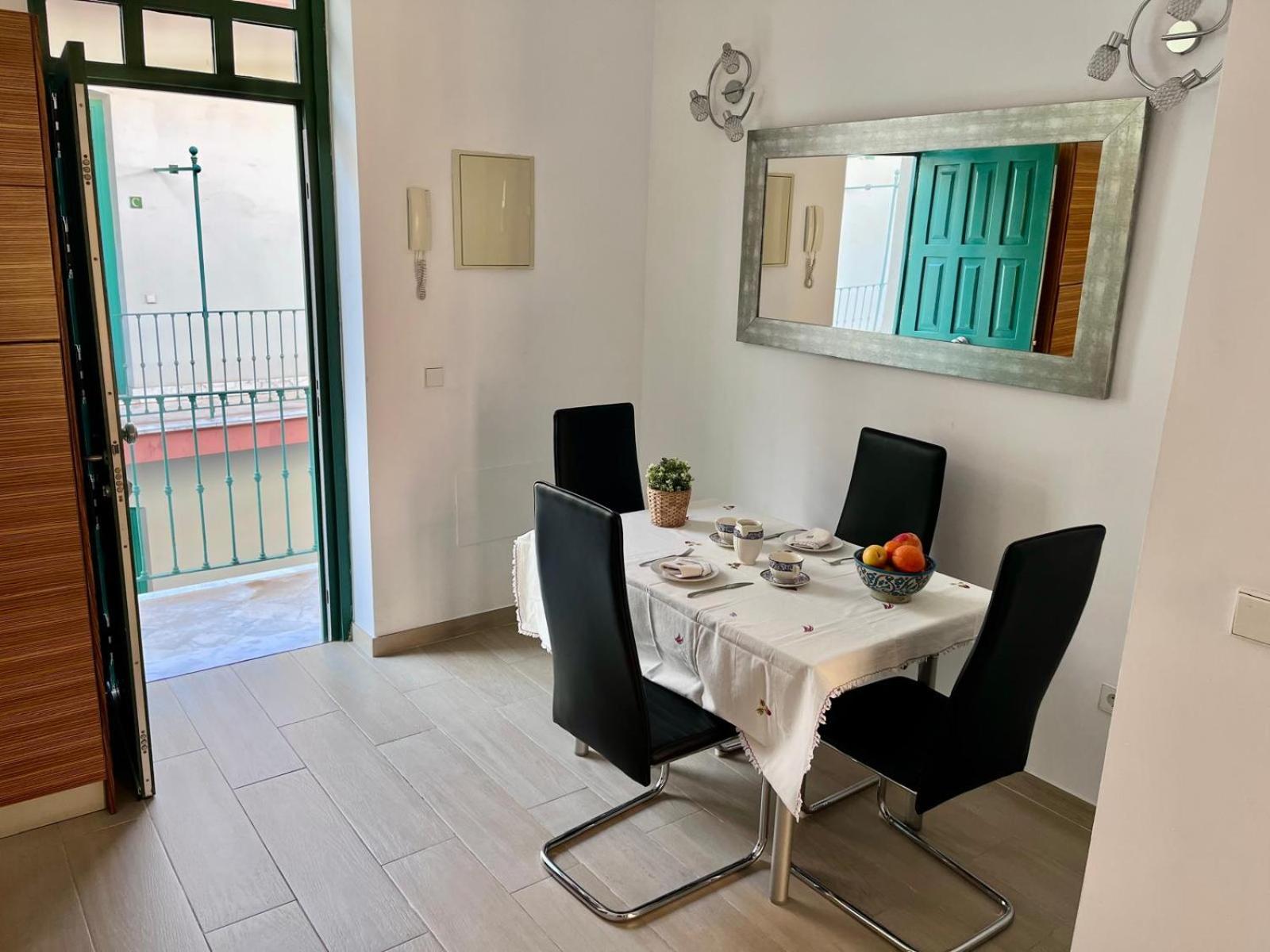 Jacaranda Triana Appartement Sevilla Buitenkant foto